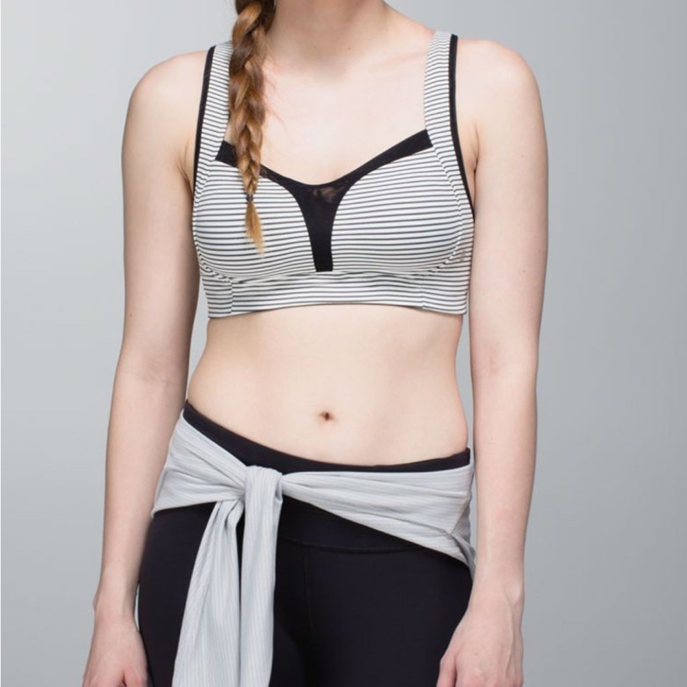 Lululemon Ta Ta Tamer II